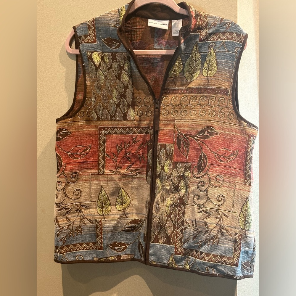 Multicolored women’s vest